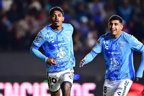 مهاجم باتشوكا: نريد أن نرسخ مكانة نادينا على الخريطة الكروية